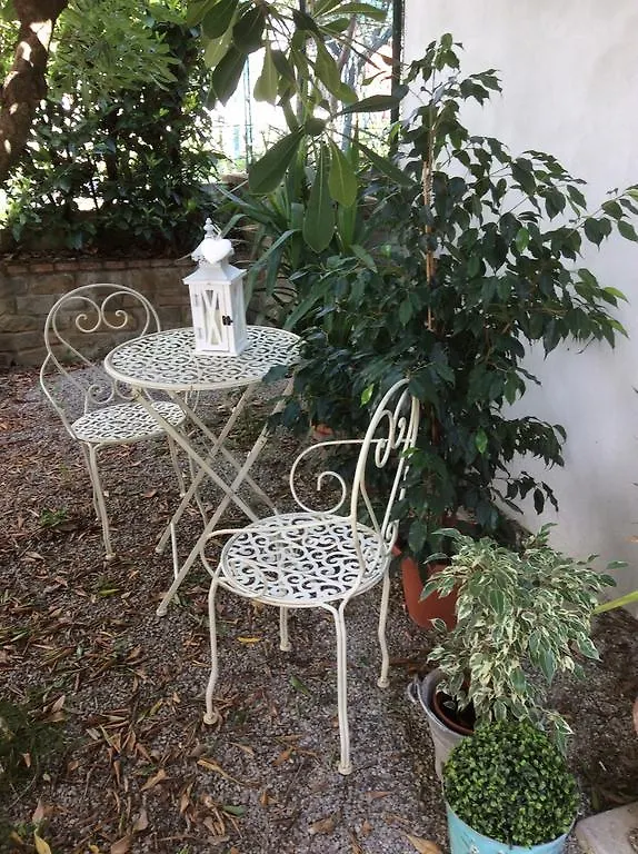 Guest house La Casa Del Frate Rooms Castiglion Fiorentino