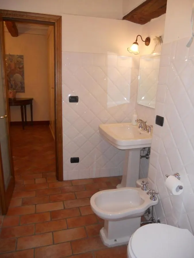 La Casa Del Frate Rooms Castiglion Fiorentino Guest house